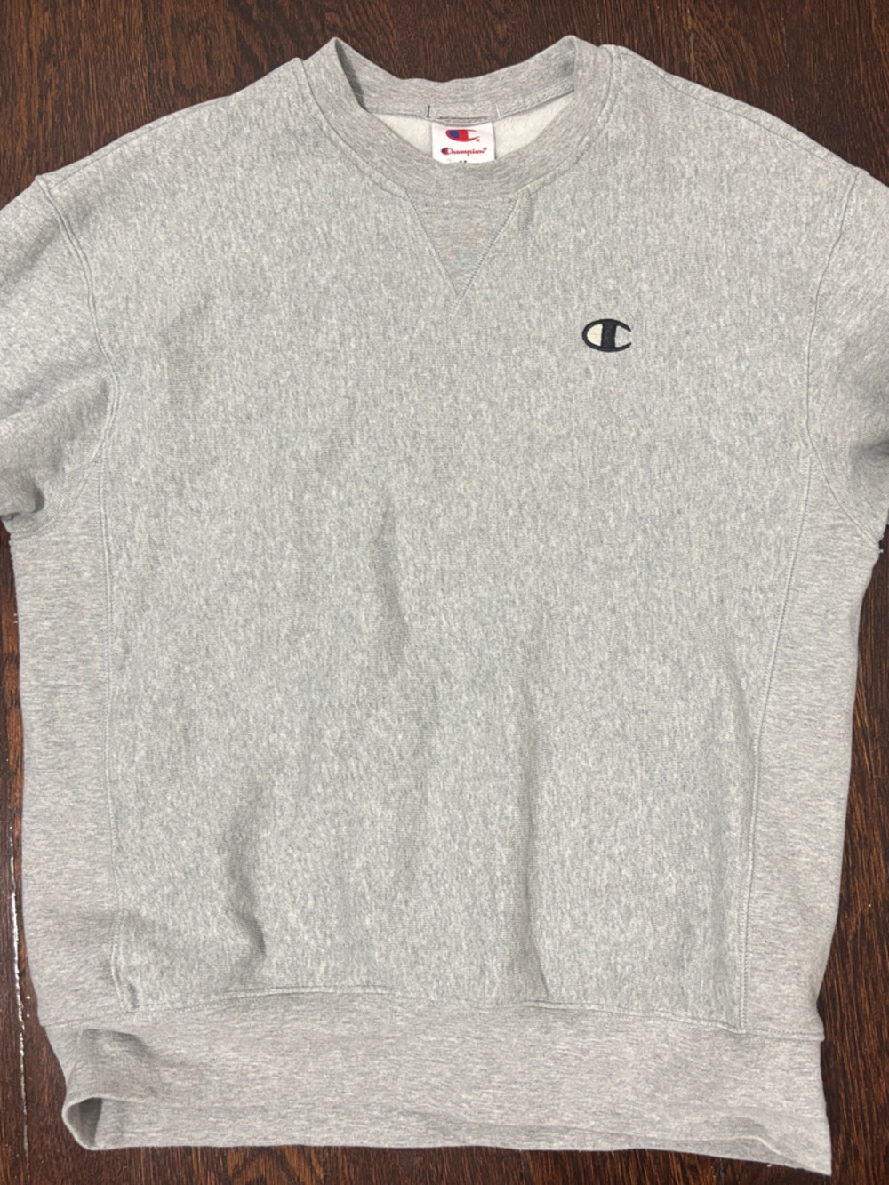 Champion Light Gray Men’s Crewneck Sweatshirt with Small Logo